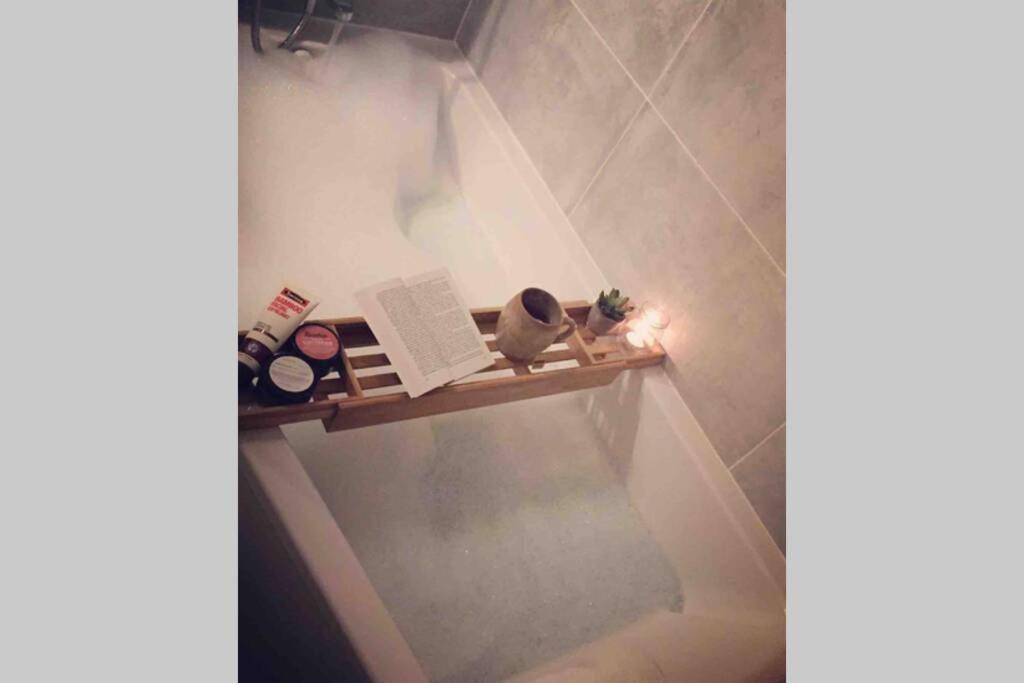 Artist Home - City Center - Bathtub - Terrasse - Full Appartment Rouen Exterior foto